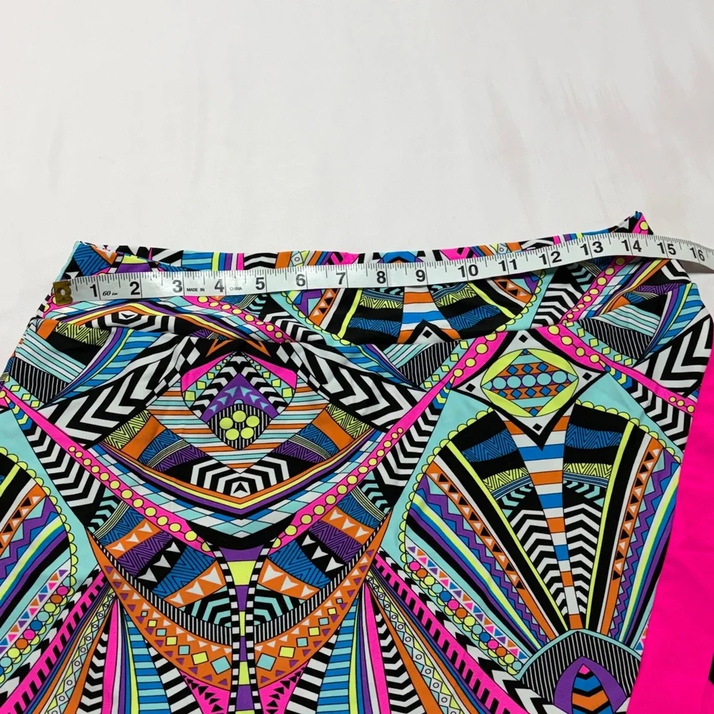 Tzu Tzu Golf Skort Medium Bright Geometric Pink Trim Athletic Tennis Skirt - Picture 6 of 8